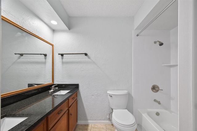 2907 Virginia Street, La Marque, TX 77568