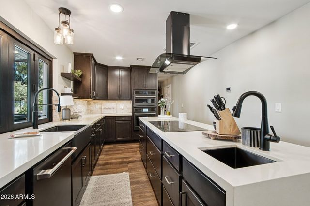 5710 E BETTY ELYSE Lane, Scottsdale, AZ 85254