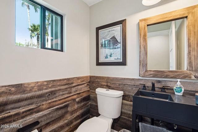 5710 E BETTY ELYSE Lane, Scottsdale, AZ 85254