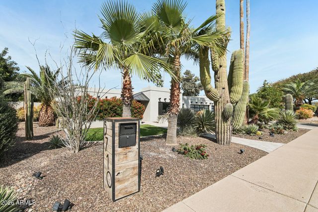 5710 E BETTY ELYSE Lane, Scottsdale, AZ 85254