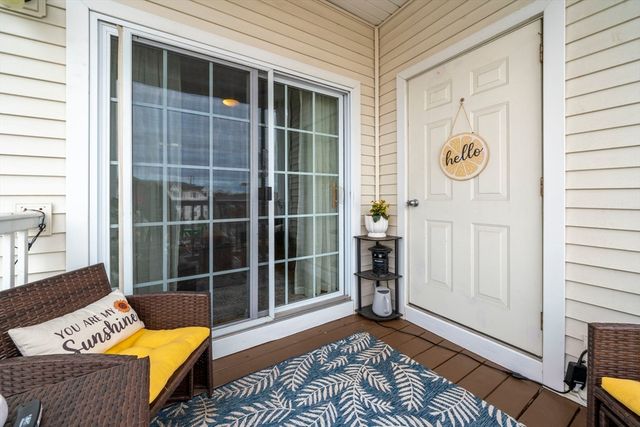 21 Hampshire 412, Methuen, MA 01844