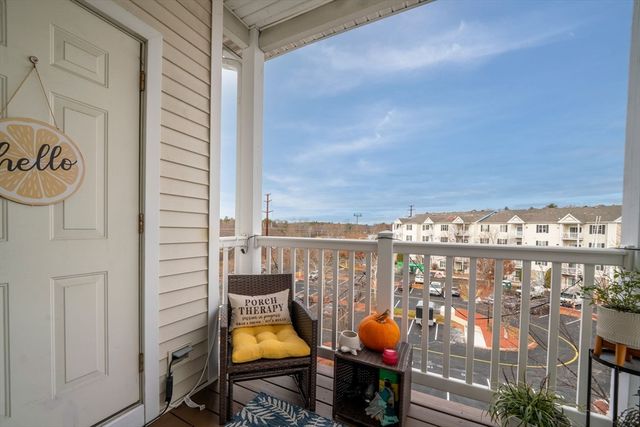 21 Hampshire 412, Methuen, MA 01844