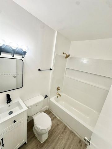 3121 NW 60th St 0, Miami, FL 33142