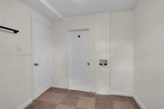 3121 NW 60th St 0, Miami, FL 33142