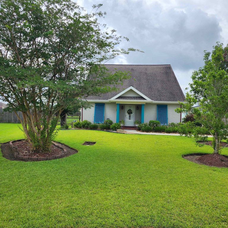 146 Biloxi Court, Thibodaux, LA 70301