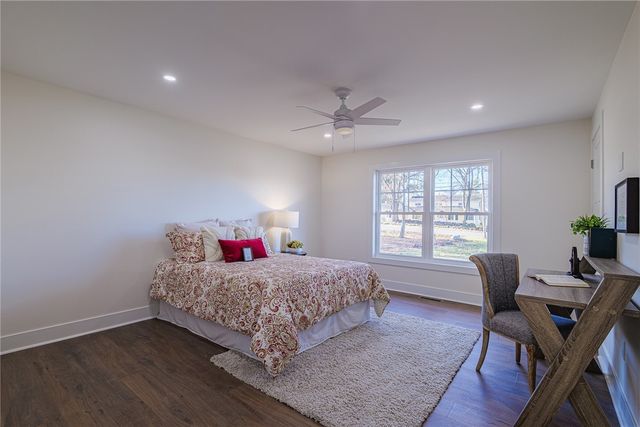 17 Locust Hill Drive, Henrietta, NY 14618