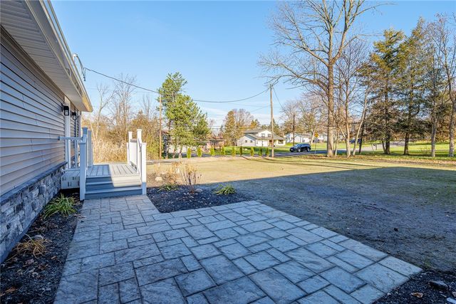 17 Locust Hill Drive, Henrietta, NY 14618