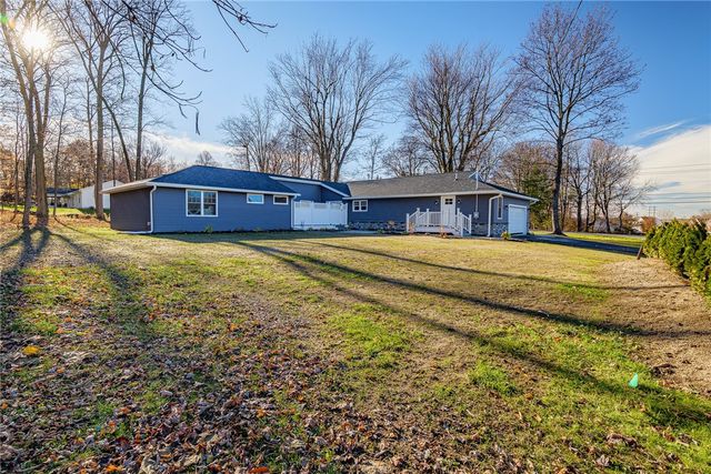 17 Locust Hill Drive, Henrietta, NY 14618