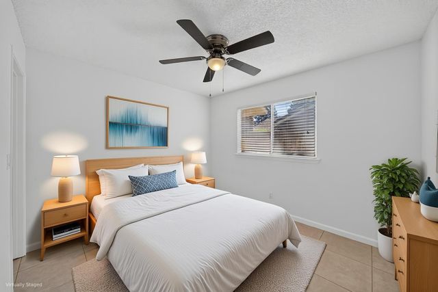 1813 E Shea Drive, Fresno, CA 93720