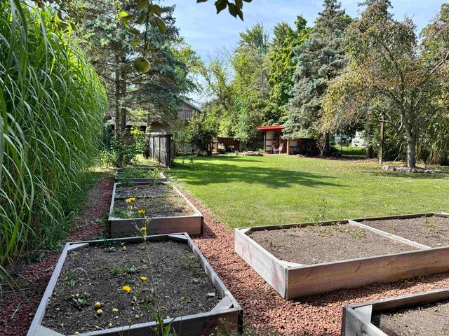 4131 E Rosebush Road, Rosebush, MI 48878