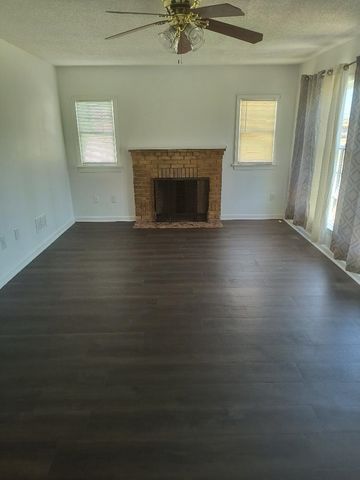 2033 S Oliver Ave, Wichita, KS 67218