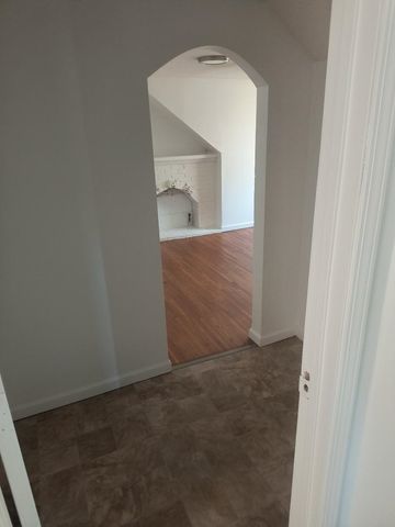 2033 S Oliver Ave, Wichita, KS 67218