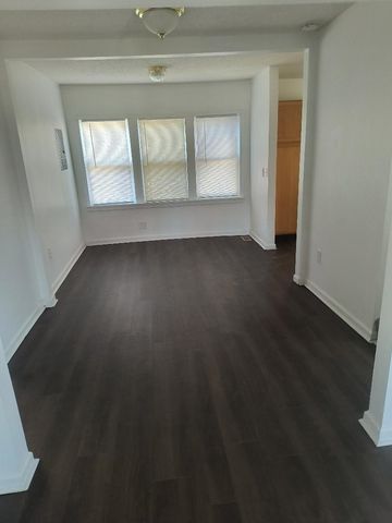2033 S Oliver Ave, Wichita, KS 67218