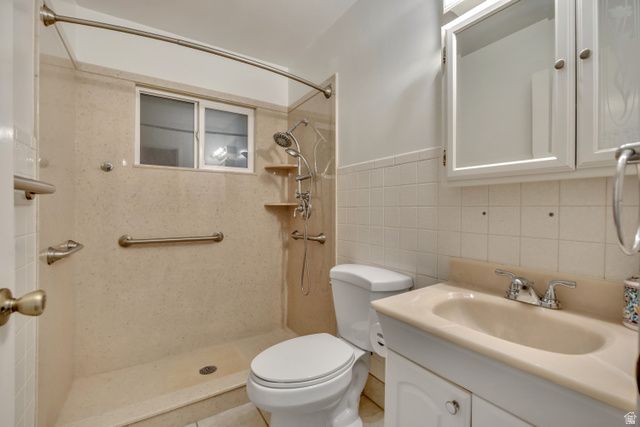 5725 S 4060 W, Kearns, UT 84118