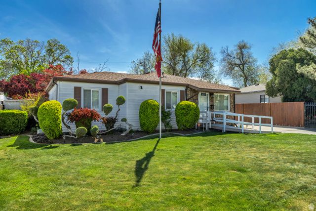 5725 S 4060 W, Kearns, UT 84118