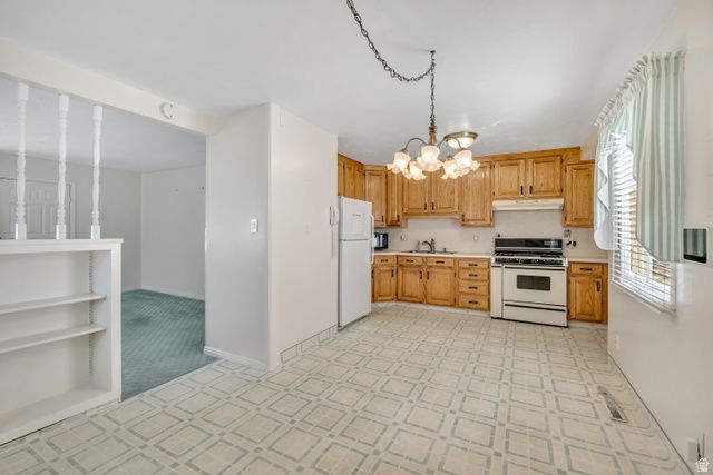 5725 S 4060 W, Kearns, UT 84118