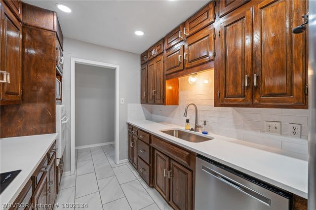 8925 Bryn Mawr Circle, Fort Smith, AR 72908