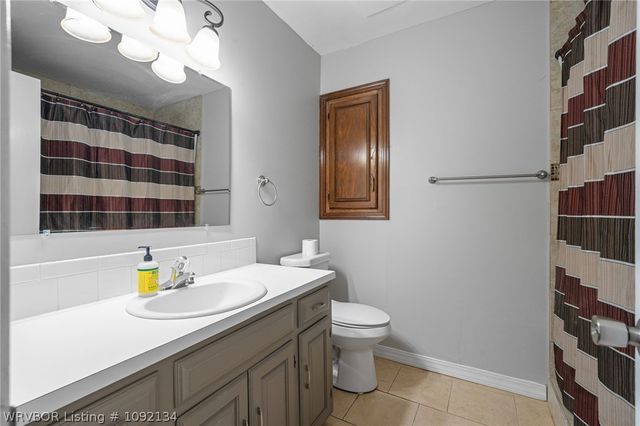 8925 Bryn Mawr Circle, Fort Smith, AR 72908