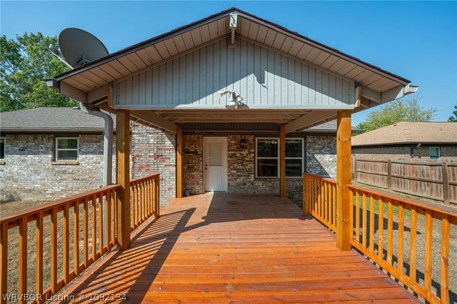8925 Bryn Mawr Circle, Fort Smith, AR 72908
