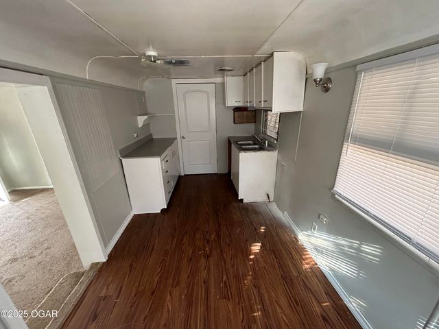 4815 S Jackson Avenue, Joplin, MO 64804