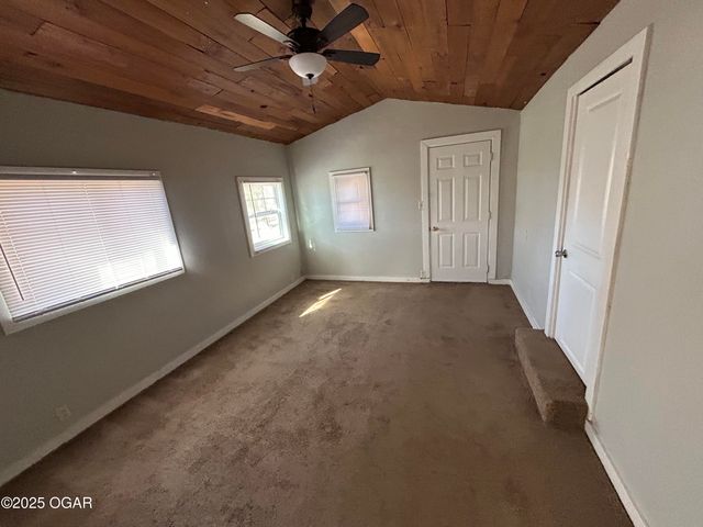 4815 S Jackson Avenue, Joplin, MO 64804