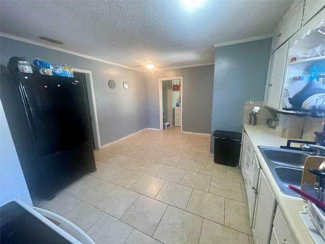 220 Ponder Street, Sulphur Springs, TX 75482