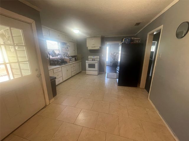 220 Ponder Street, Sulphur Springs, TX 75482