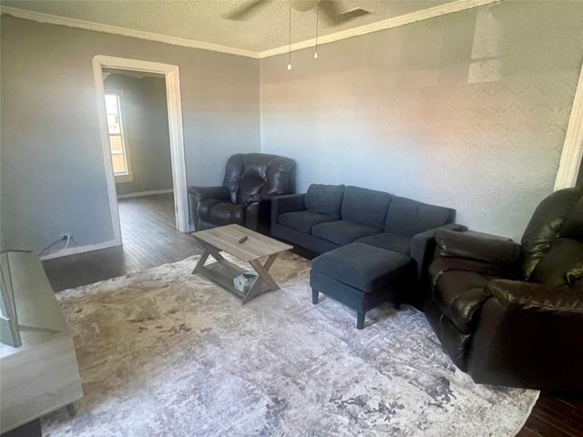 220 Ponder Street, Sulphur Springs, TX 75482