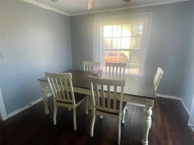 220 Ponder Street, Sulphur Springs, TX 75482