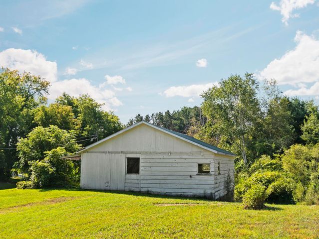 3033 Hartman Road, Traverse City, MI 49685