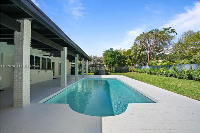 7845 SW 179th Ter, Palmetto Bay, FL 33157