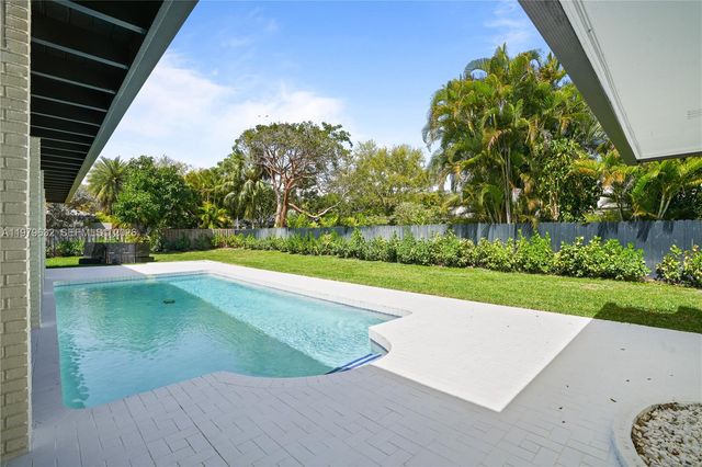 7845 SW 179th Ter, Palmetto Bay, FL 33157