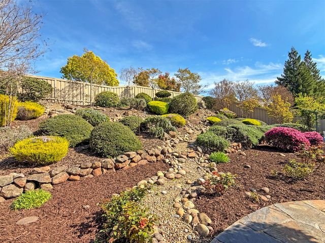 1807 Grand Pheasant Ln, Lincoln, CA 95648