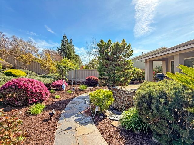 1807 Grand Pheasant Ln, Lincoln, CA 95648