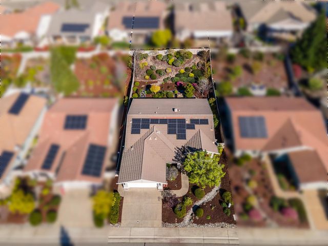 1807 Grand Pheasant Ln, Lincoln, CA 95648