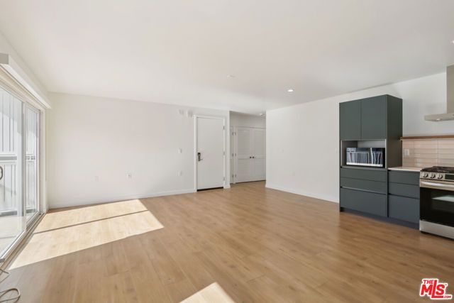 1422 Tamarind Avenue, Los Angeles, CA 90028
