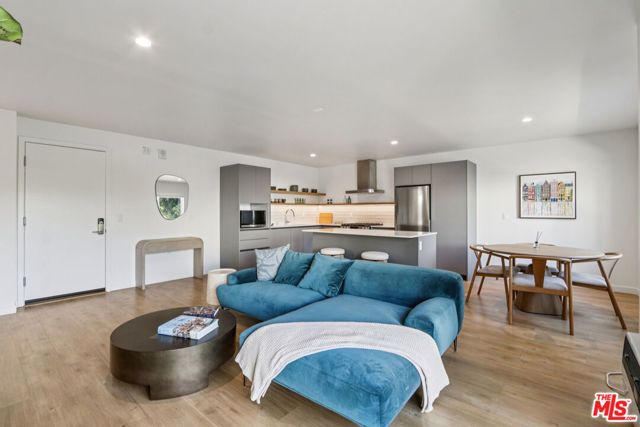 1422 Tamarind Avenue, Los Angeles, CA 90028