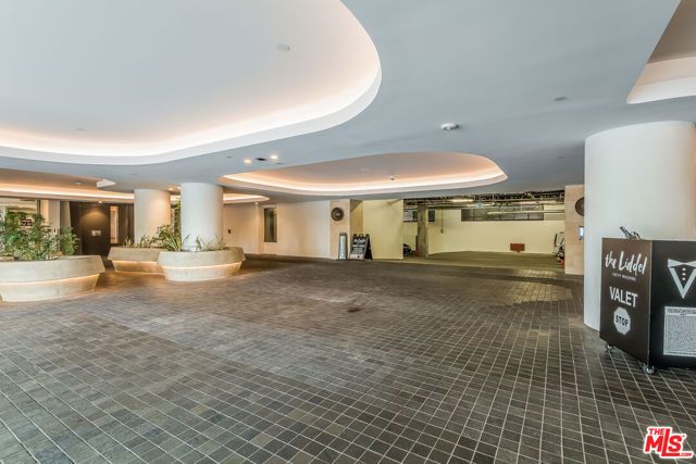 10777 Wilshire Boulevard 404, Los Angeles, CA 90024