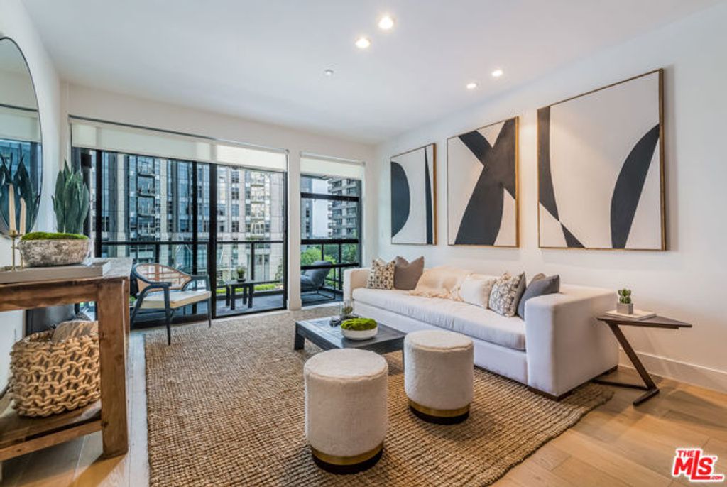 10777 Wilshire Boulevard 404, Los Angeles, CA 90024