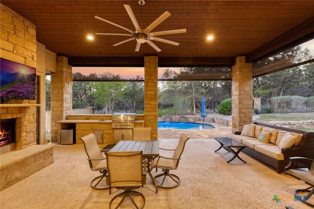 2123 Oakwood Hollow, New Braunfels, TX 78132