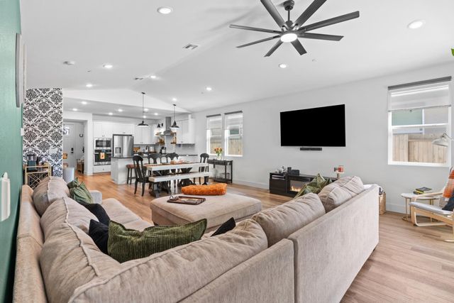 12224 Chatum Ct, Rancho Cordova, CA 95742