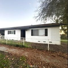 701 E Oakland, Hemet, CA 92543
