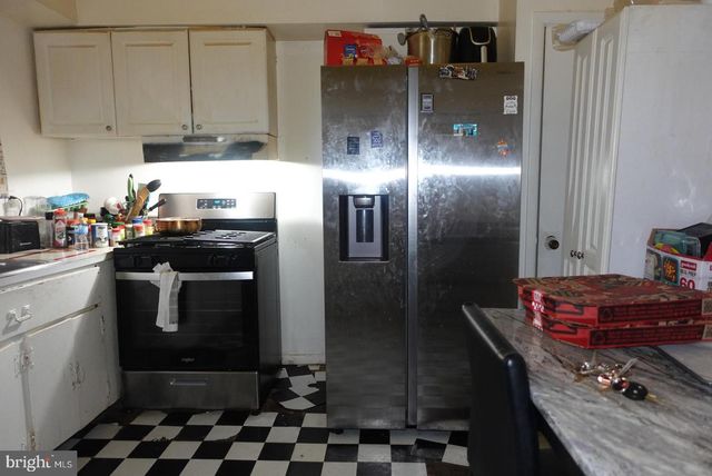 1022 N 20TH ST, Camden, NJ 08105