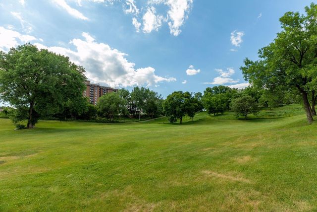 6808 Upton Avenue S, Richfield, MN 55423