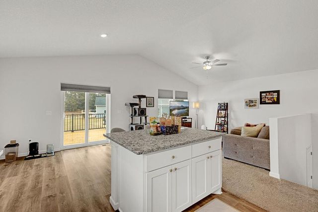 39626 Fallbrook Avenue, North Branch, MN 55056