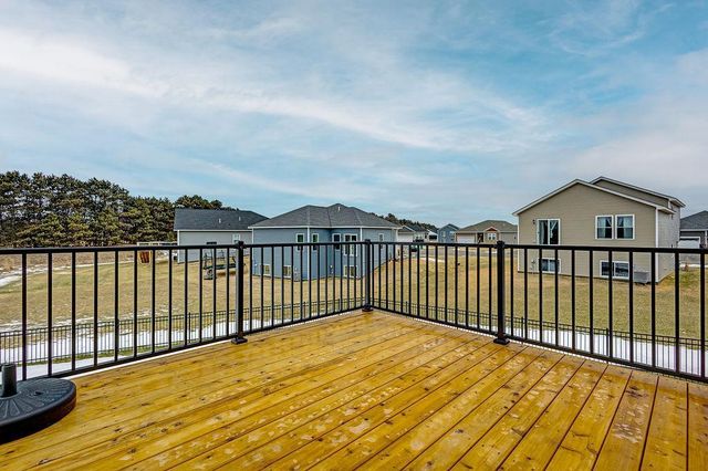 39626 Fallbrook Avenue, North Branch, MN 55056