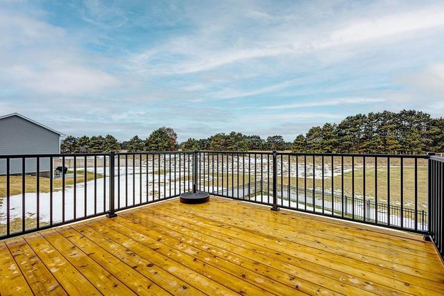 39626 Fallbrook Avenue, North Branch, MN 55056