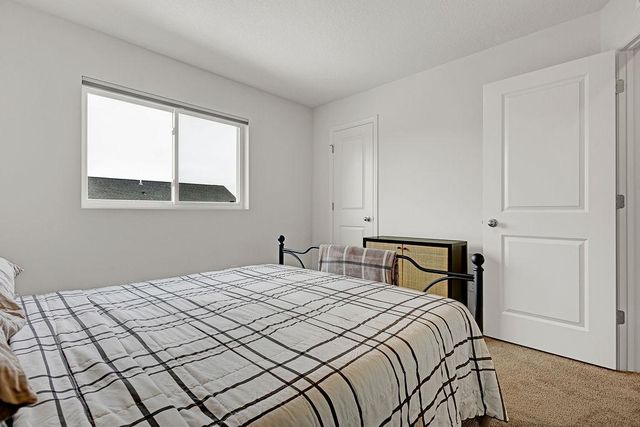 39626 Fallbrook Avenue, North Branch, MN 55056