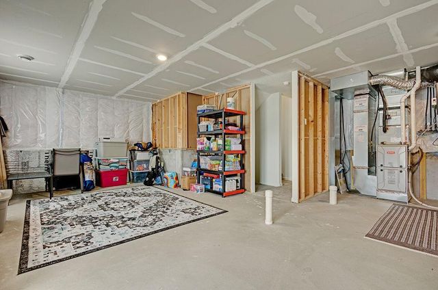 39626 Fallbrook Avenue, North Branch, MN 55056