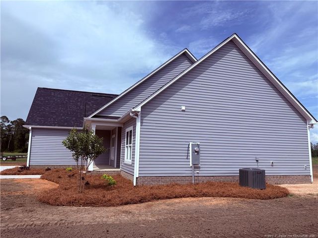 1075 Purdie Hall Rd Road, Tar Heel, NC 28392